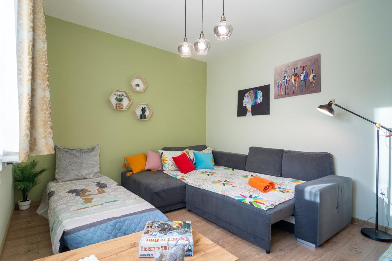 Madrid 2Bdr W Free Parking Near Metro, Serdika Mall Σόφια Εξωτερικό φωτογραφία